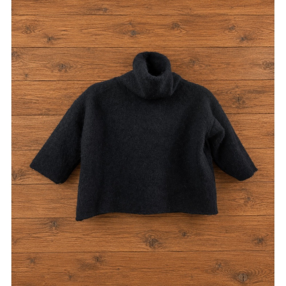 90s Y2K Black Wool Cropped Moda International Boxy Turtleneck Top